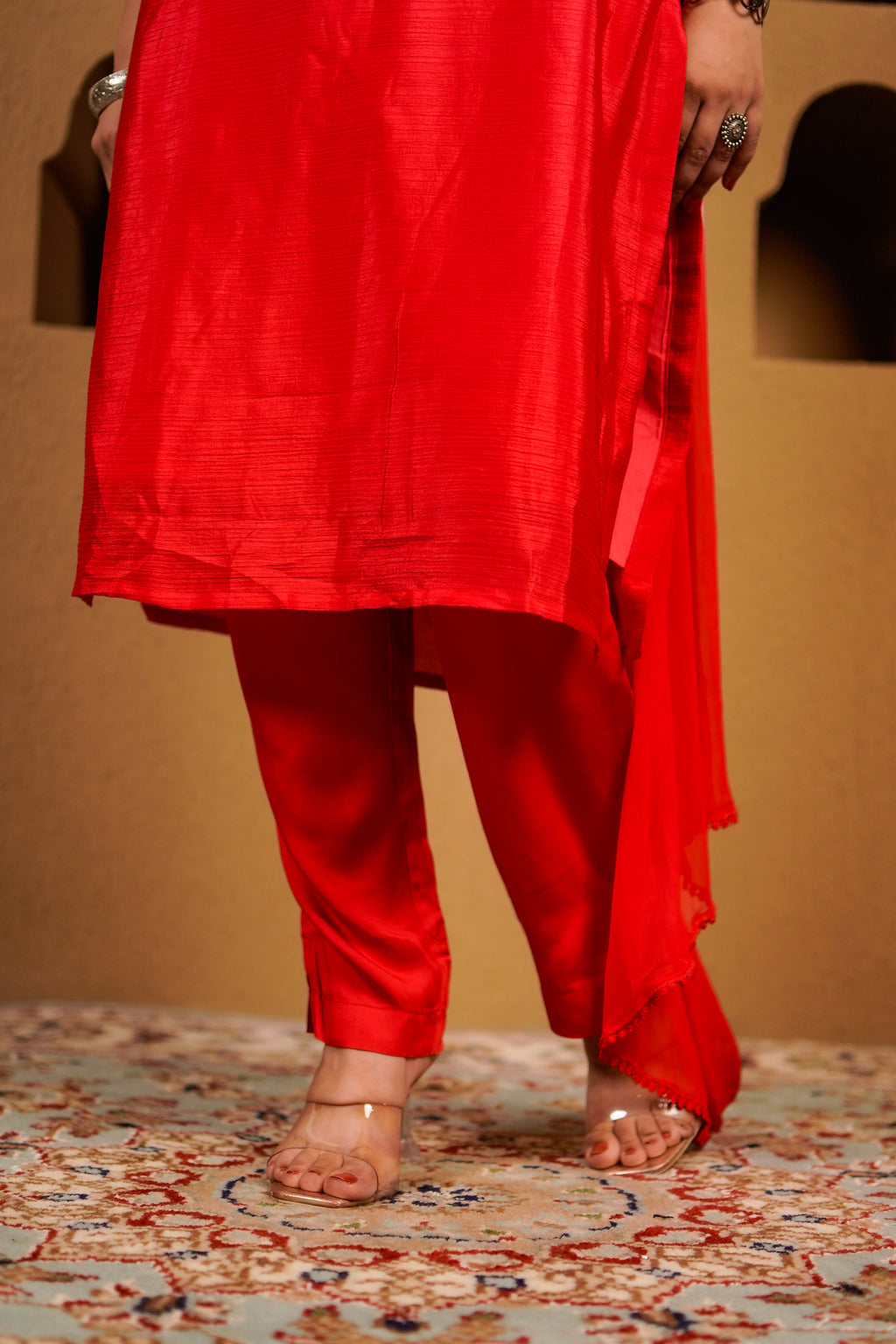 Surkh Ombre suit Set
