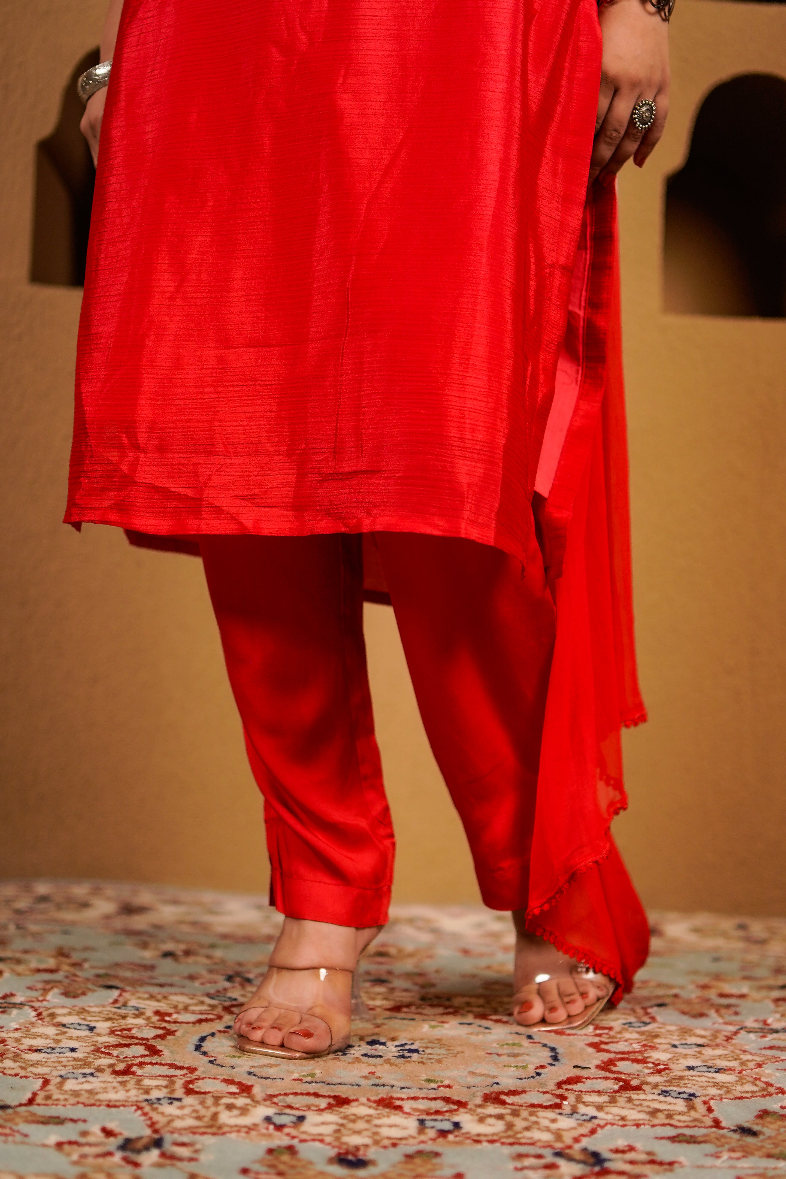 Surkh Ombre suit Set