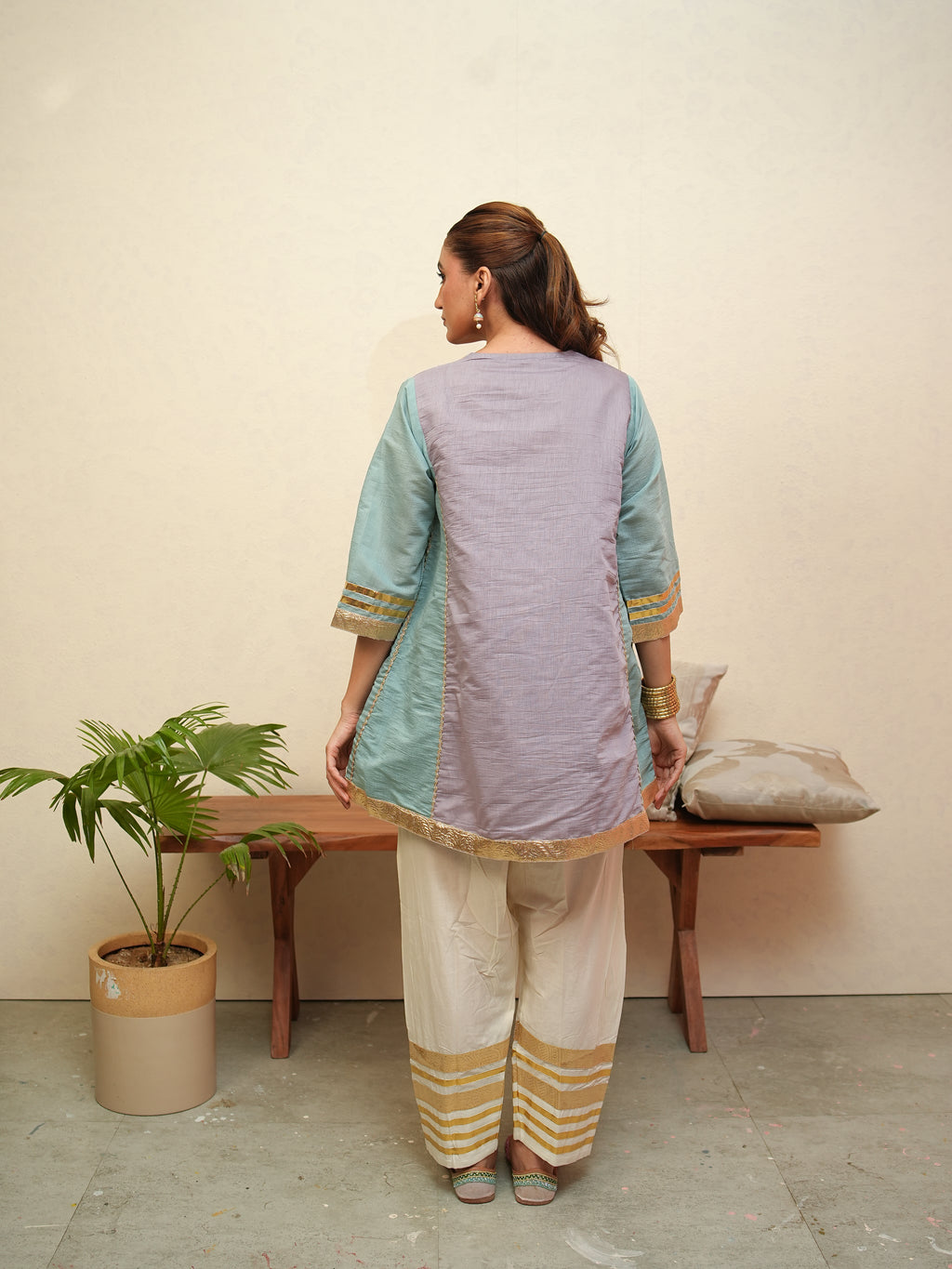 Meher Farshi Kurta Set