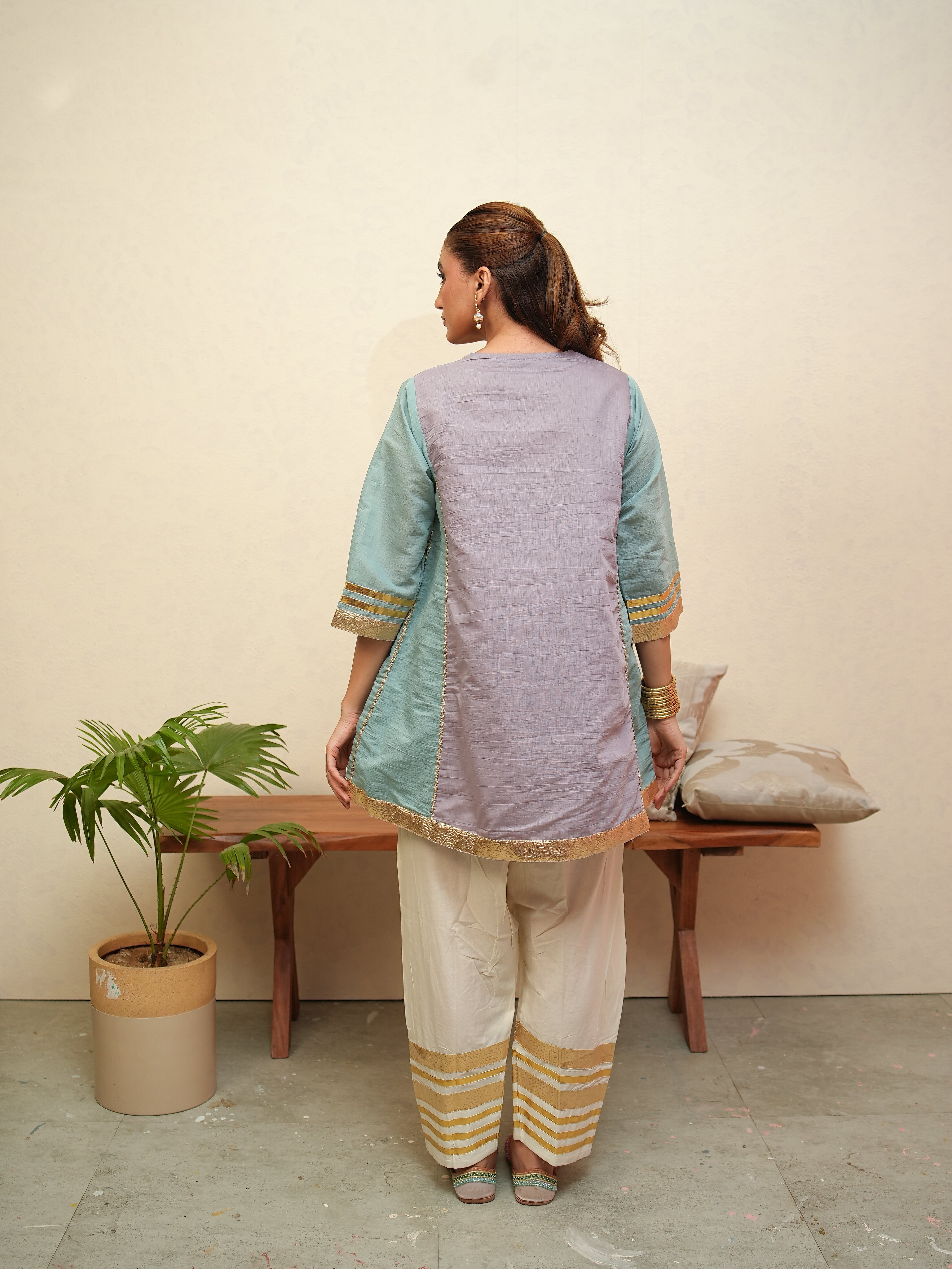 Meher Farshi Kurta Set