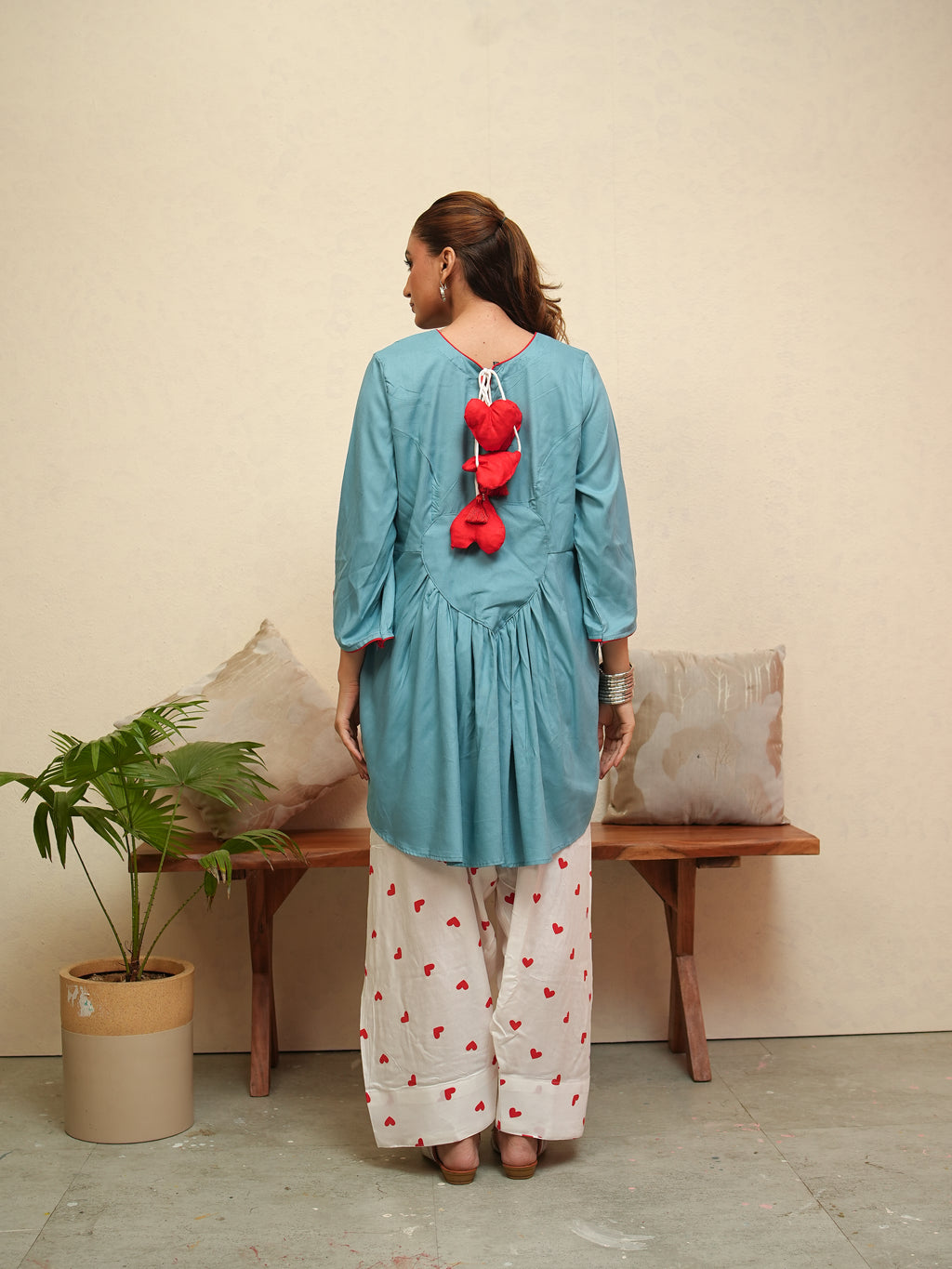 Dilruba Farshi Suit Set