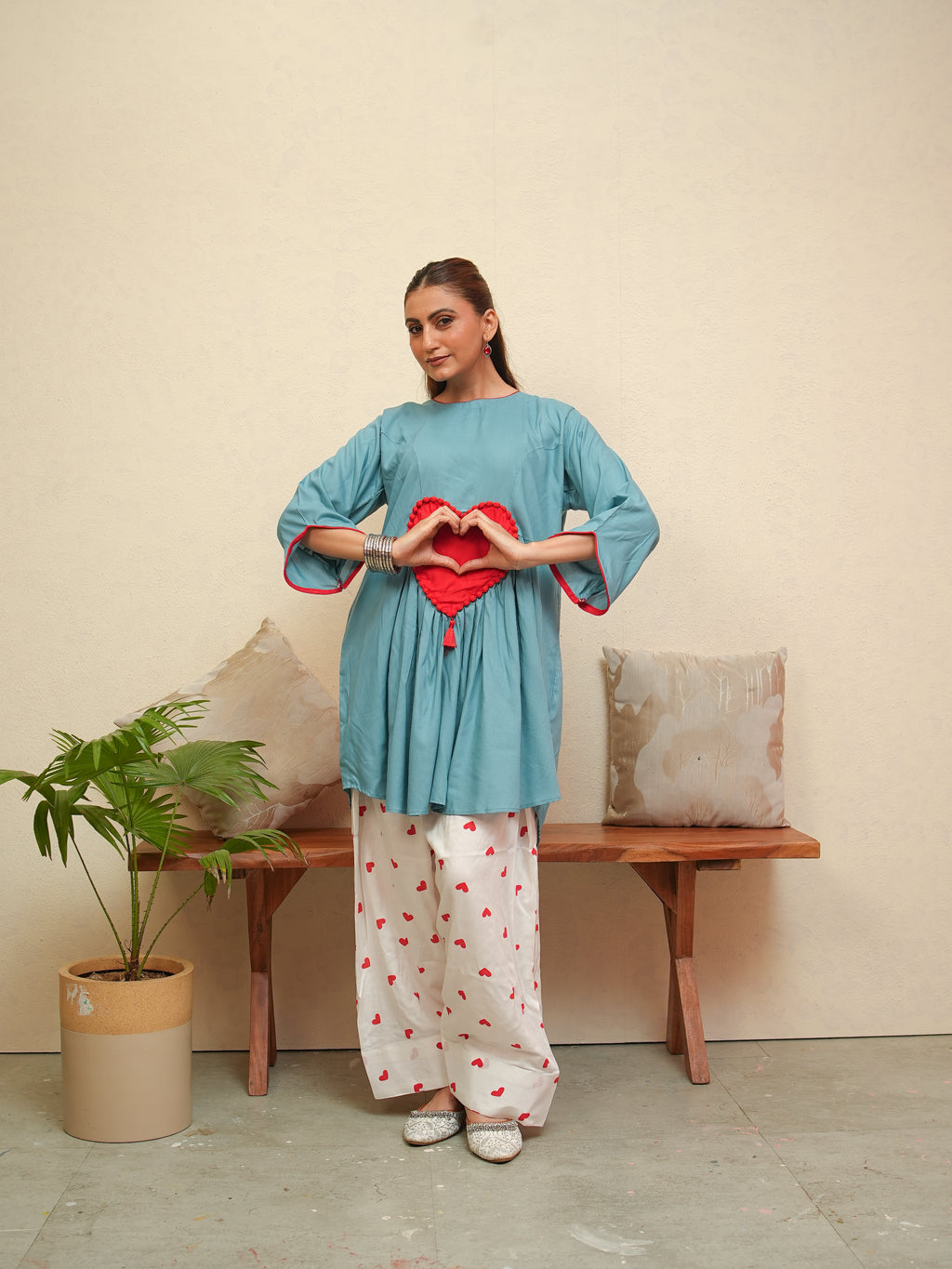 Dilruba Farshi Suit Set