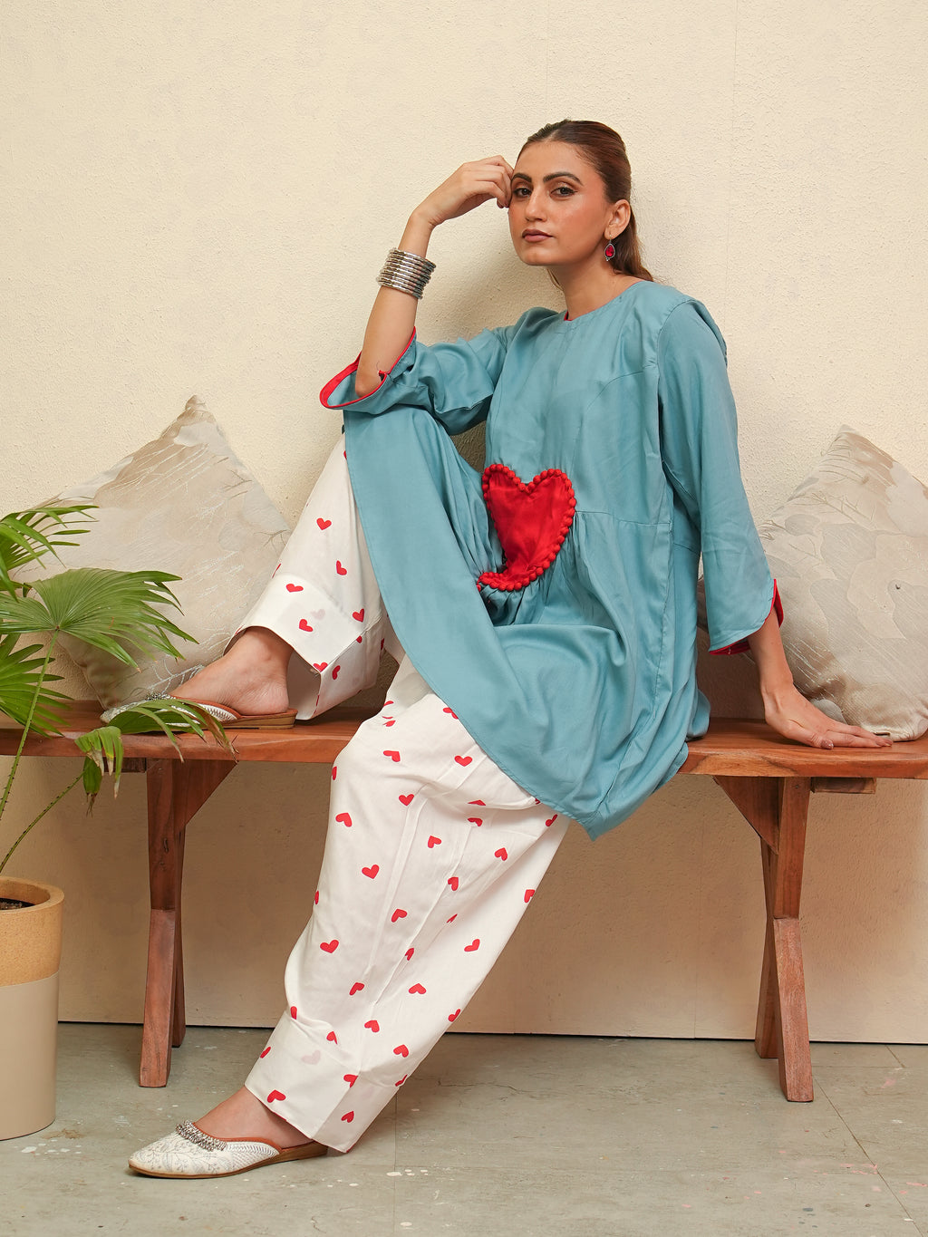 Dilruba Farshi Suit Set