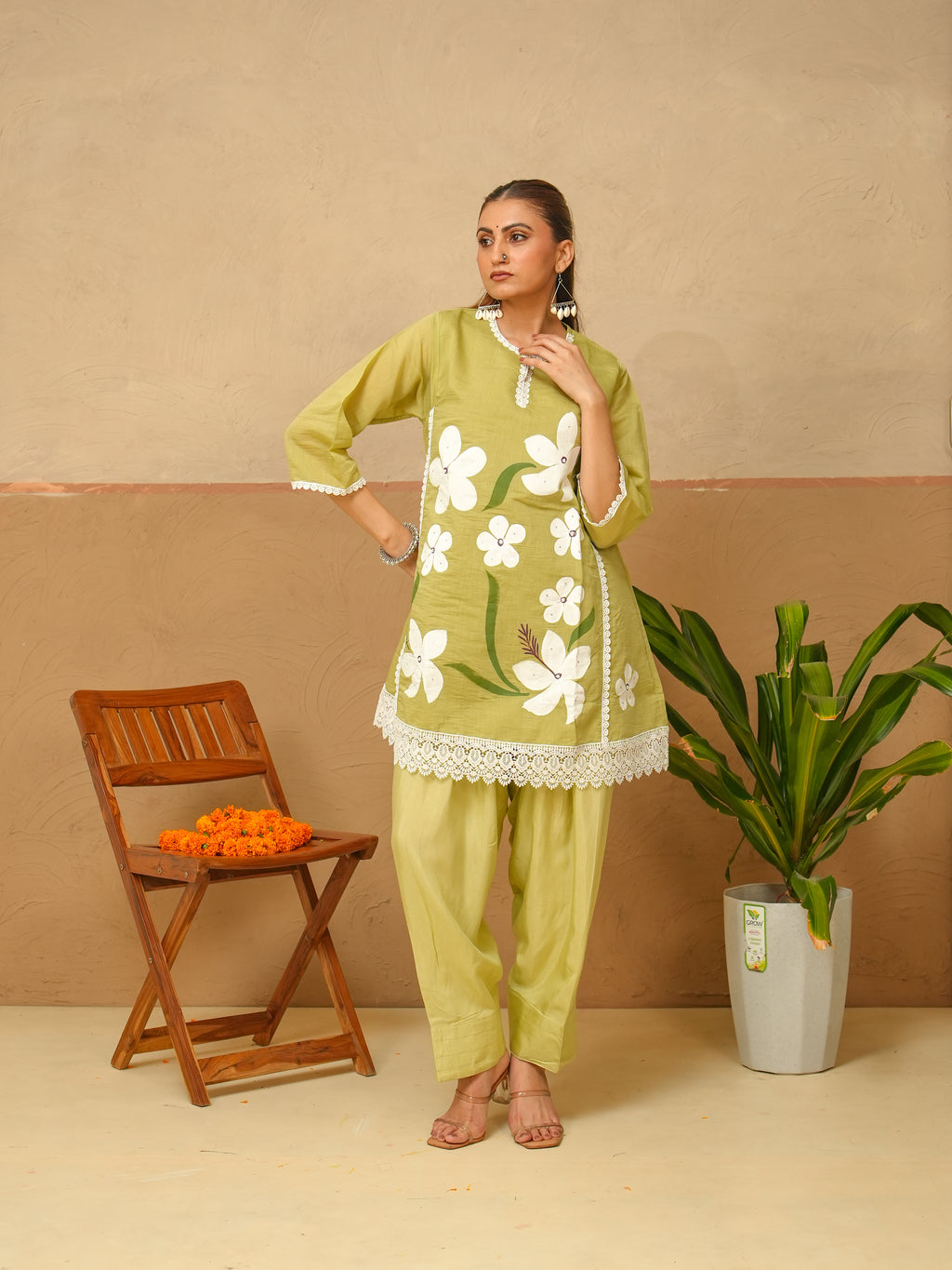 Gulbahar Handpainted Suit Set