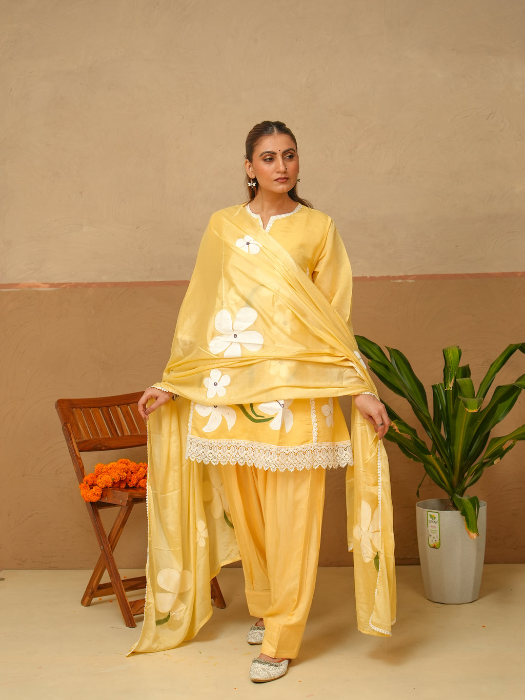 Gulbahar Handpainted Suit Set