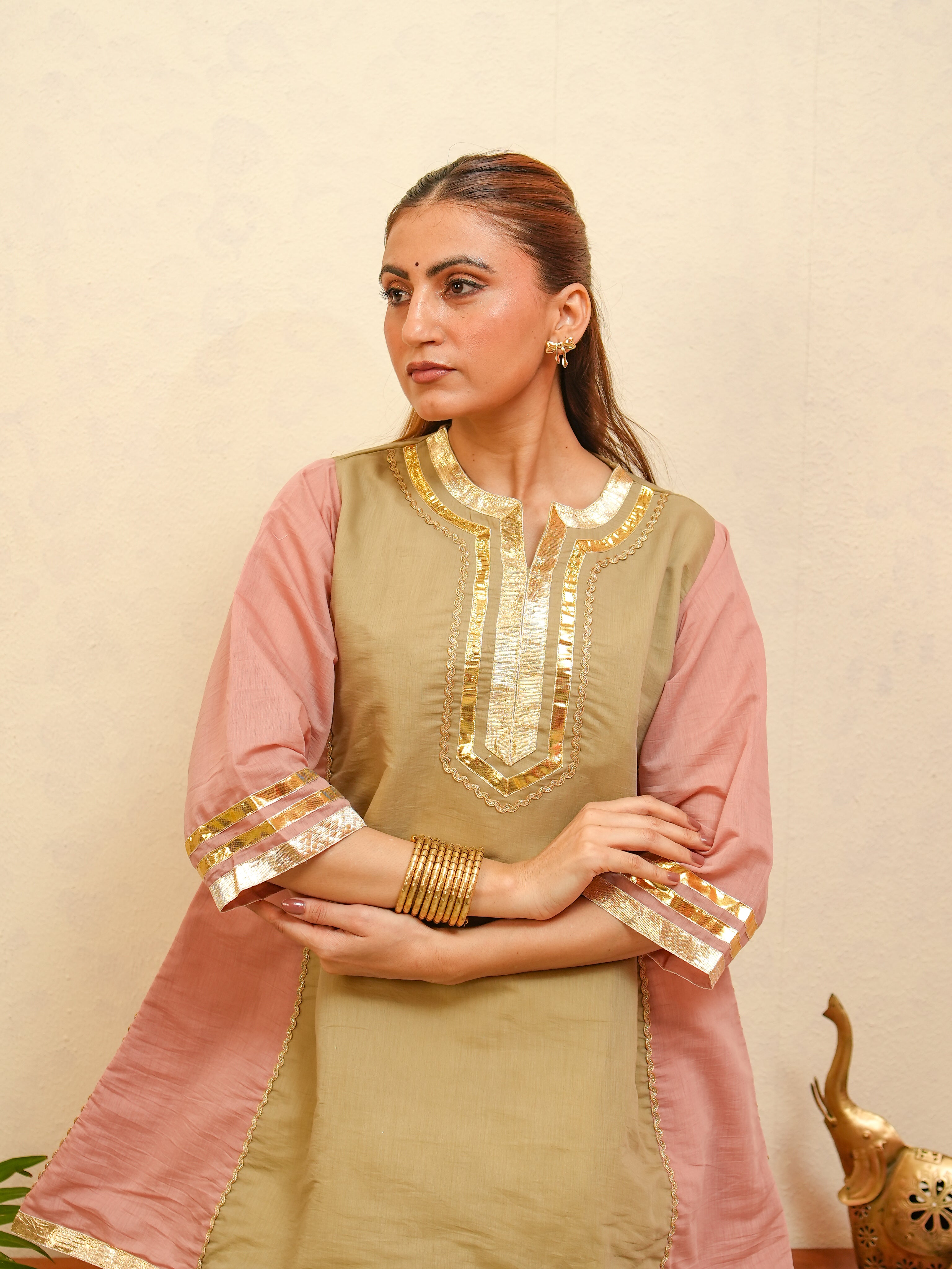 Meher Farshi Kurta Set