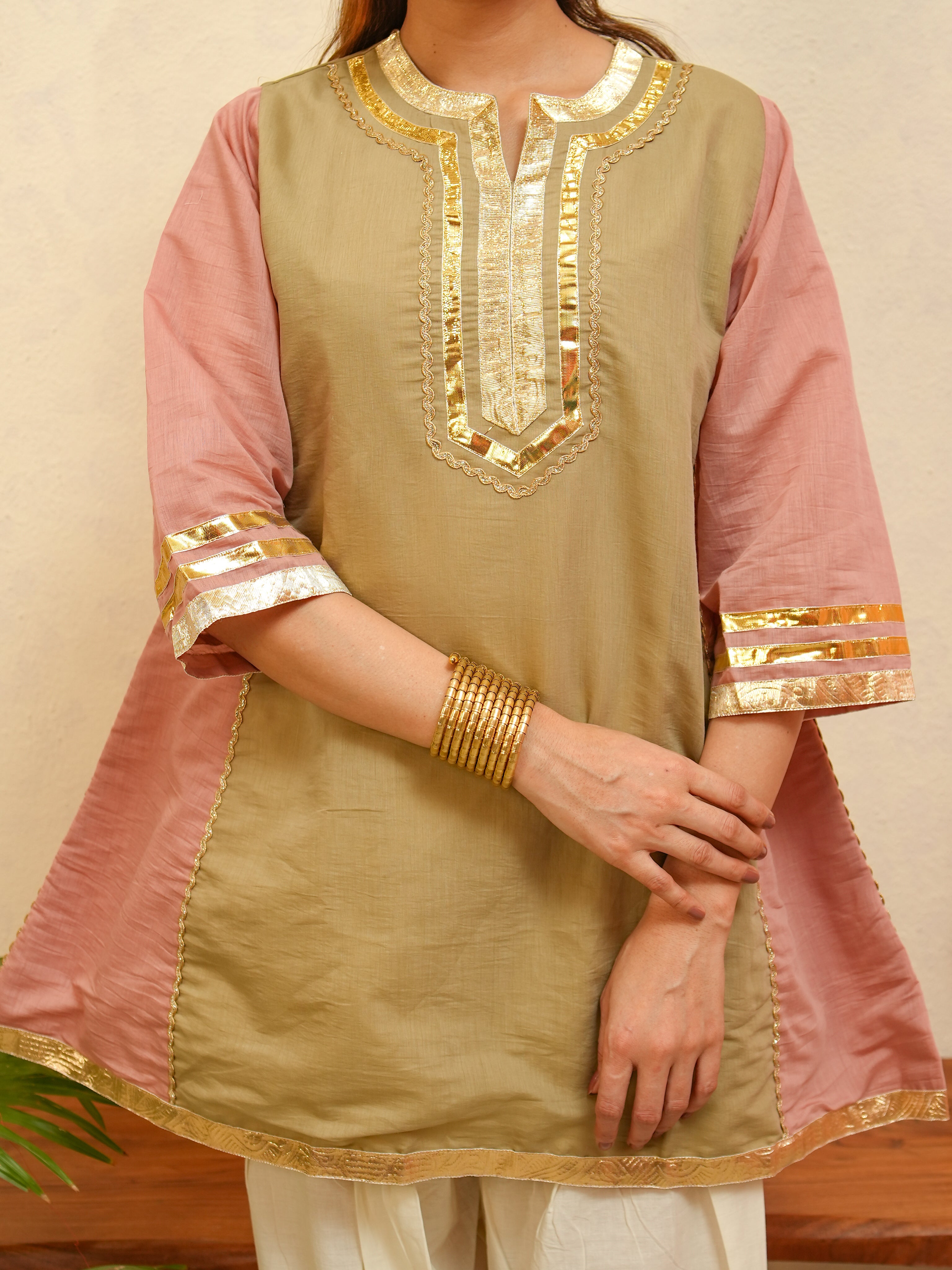 Meher Farshi Kurta Set