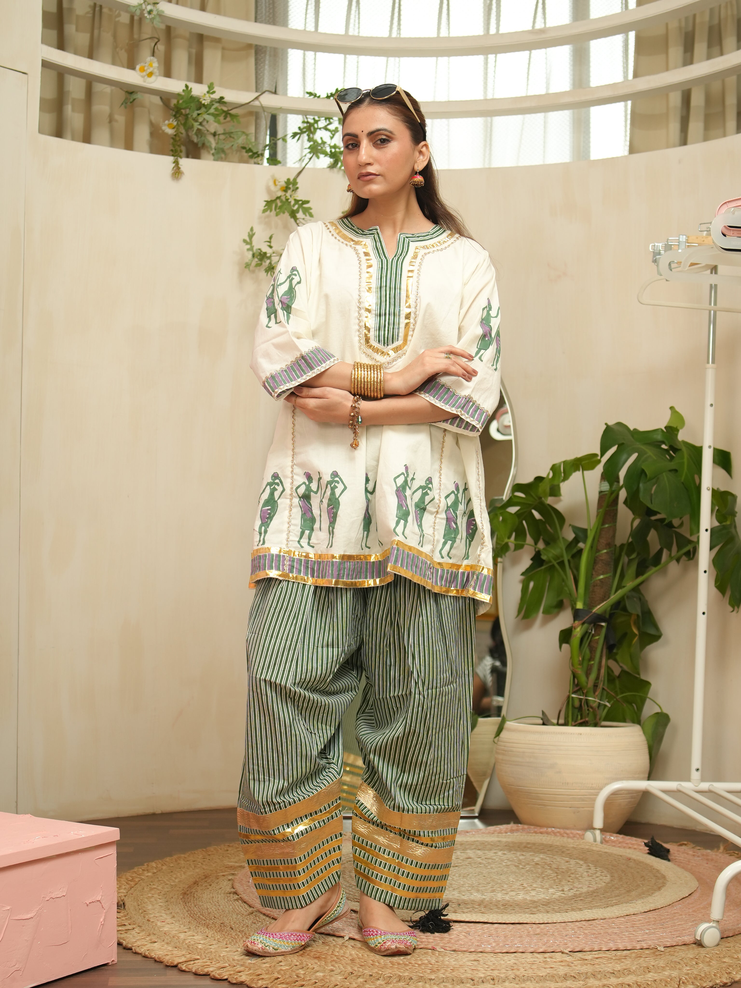 Rangriti Farshi Kurta Set