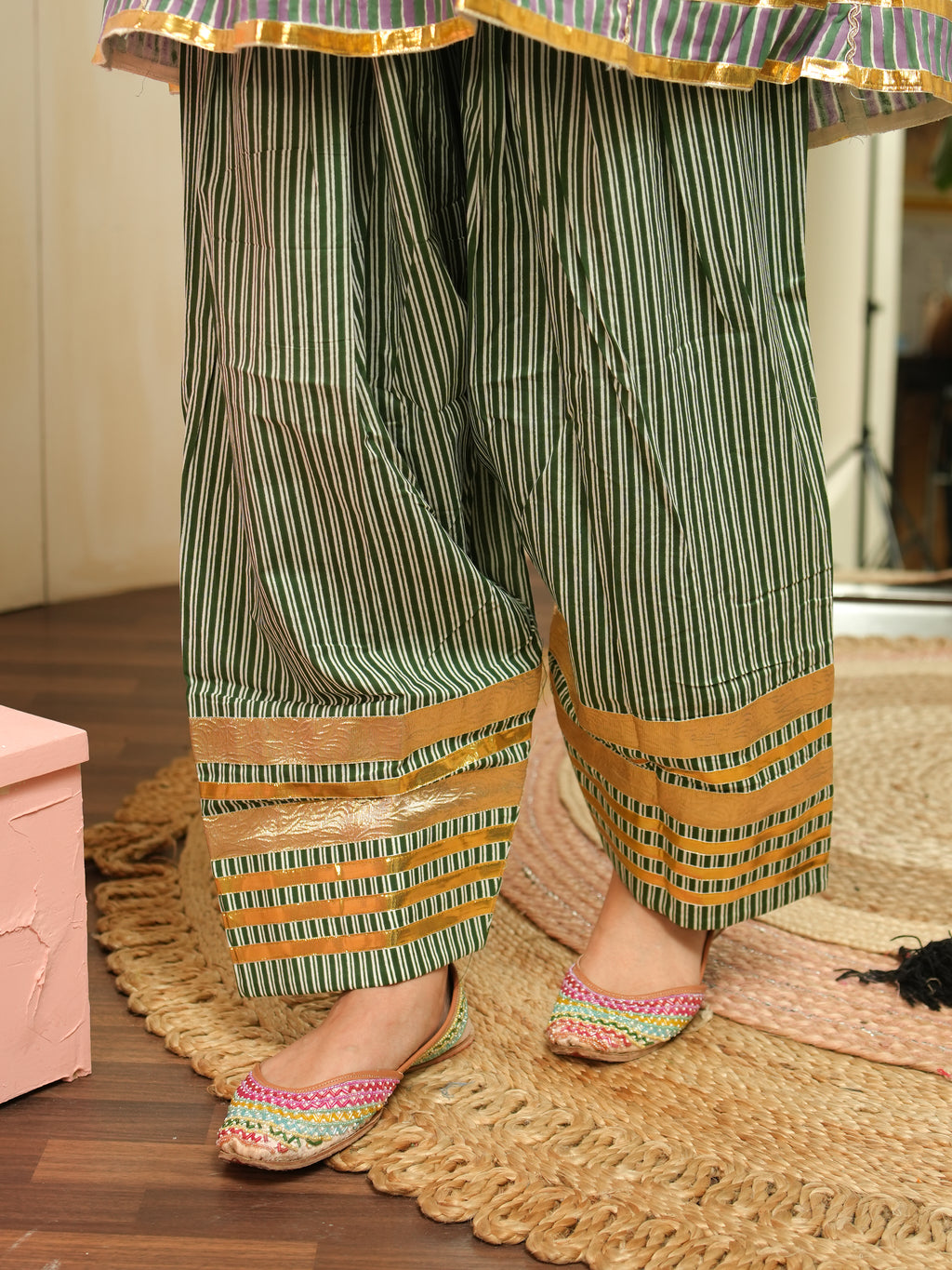 Rangriti Farshi Kurta Set