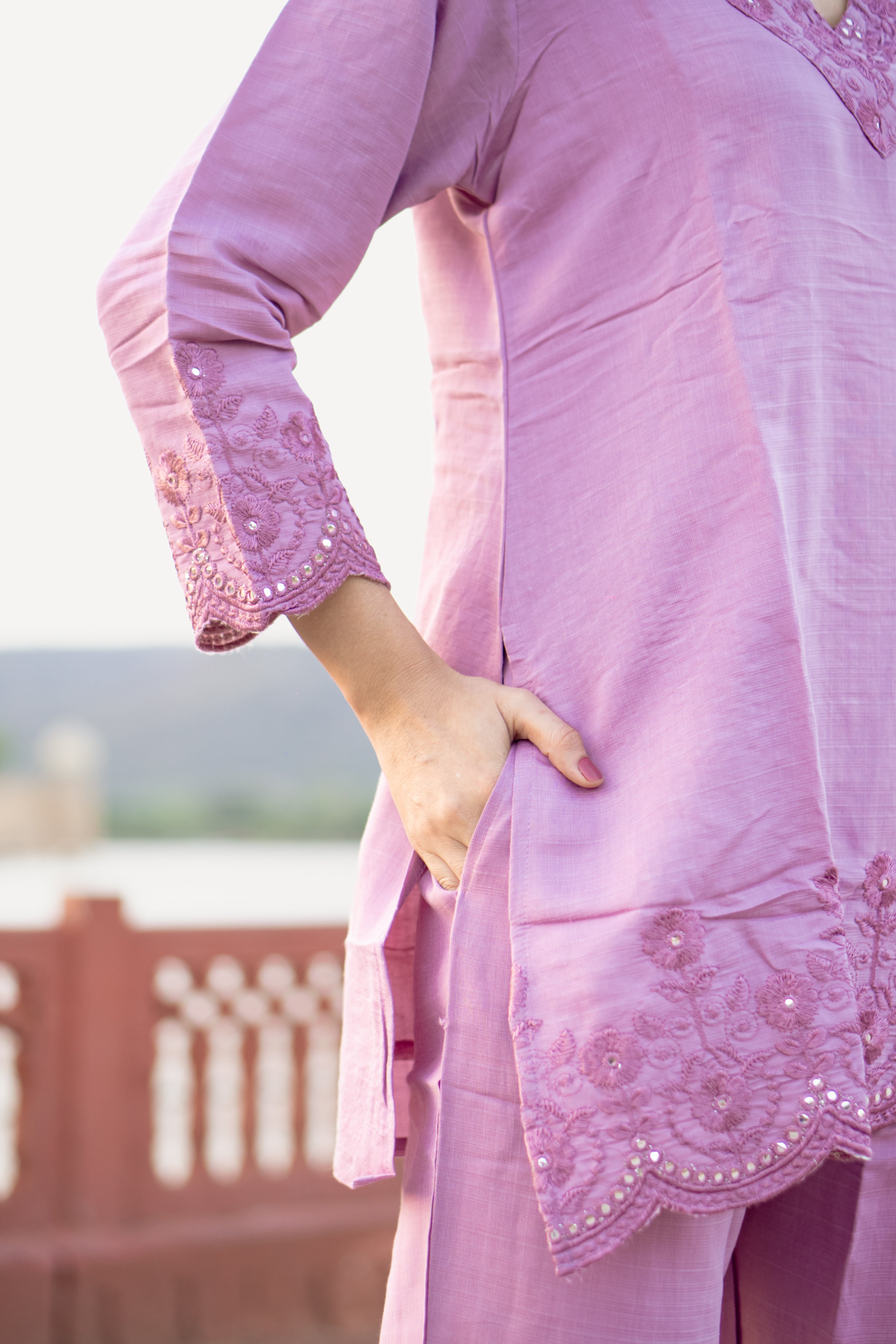 Mauve Elegance Scallop short Kurti Set