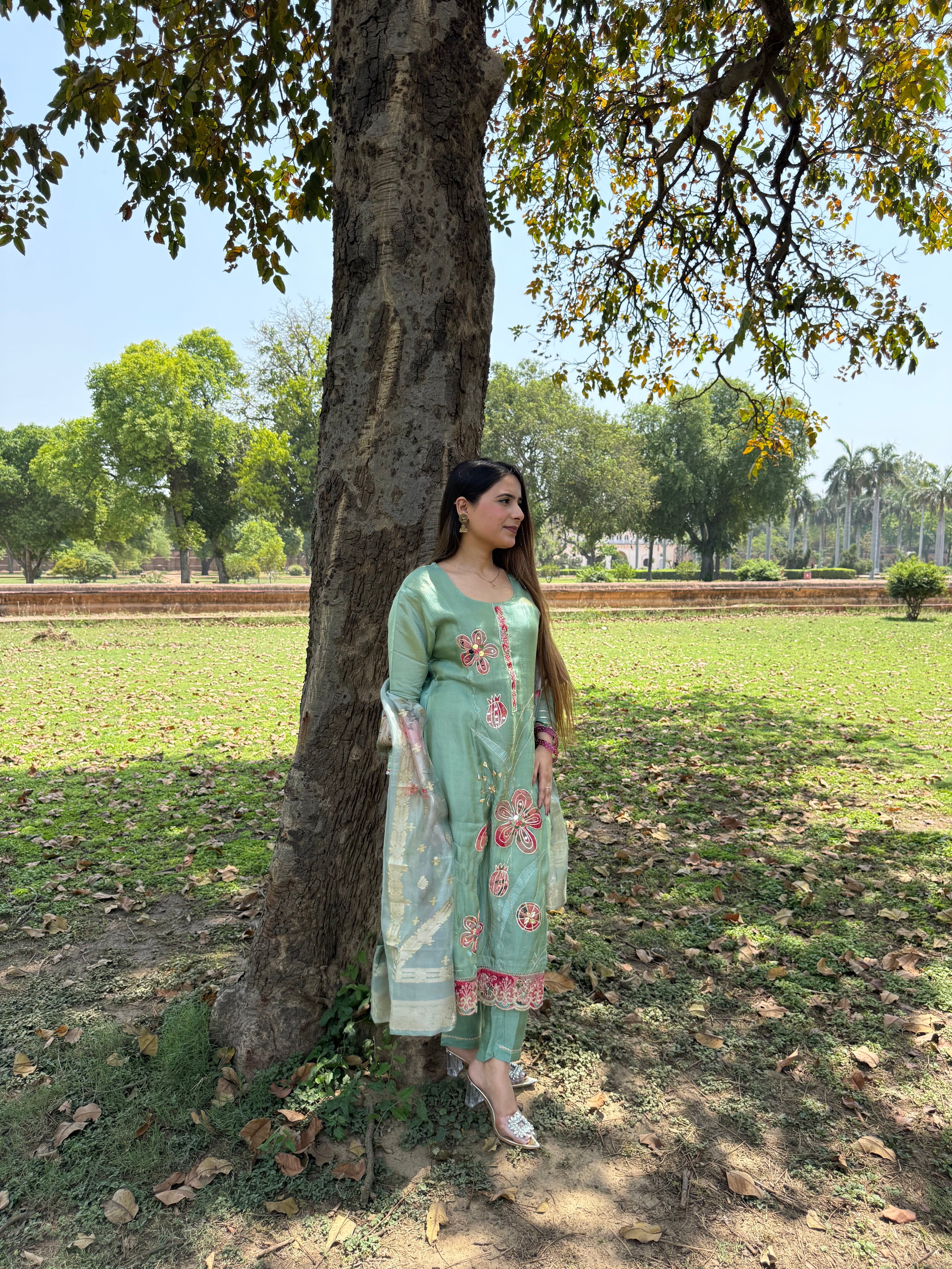 Pastel green bloom embroidered suit set